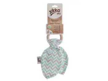 XKKO BMB Hryzátko Lístky - Chevron Baby Mint